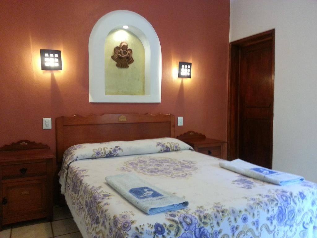 Hotel Casa Arnel Oaxaca Экстерьер фото