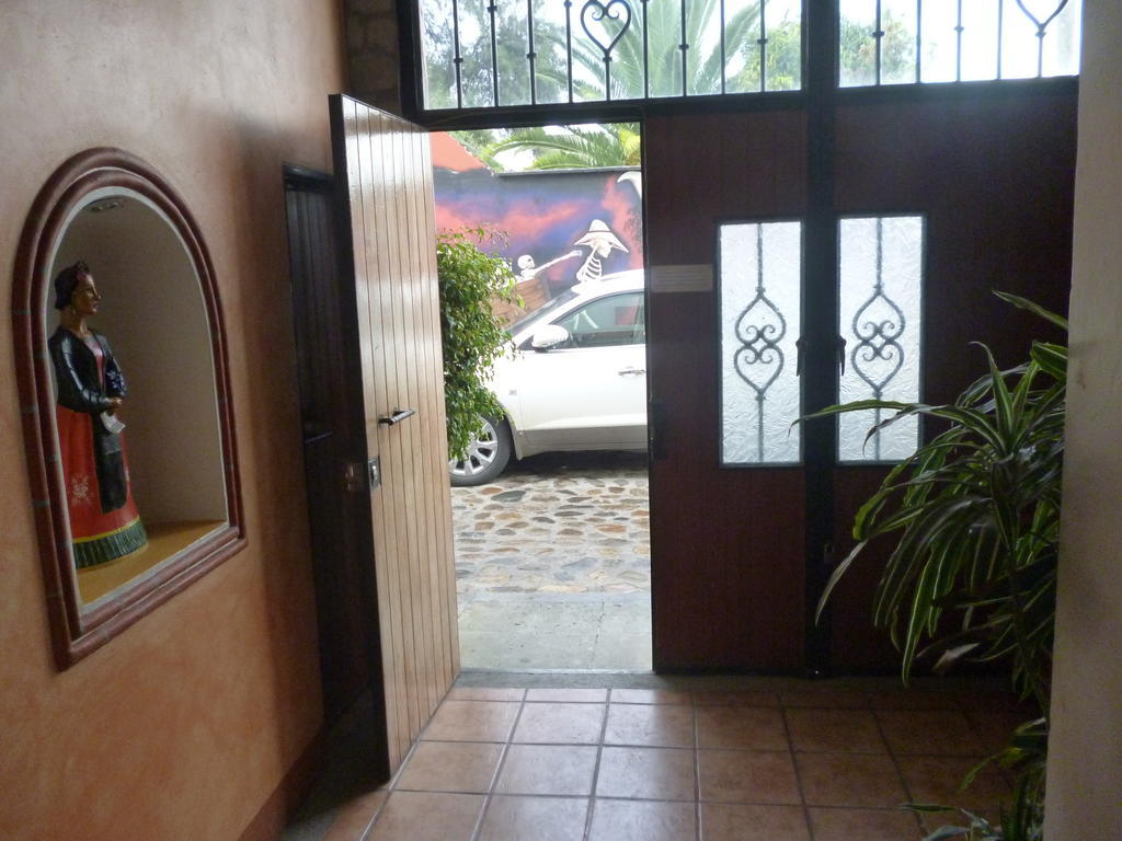 Hotel Casa Arnel Oaxaca Экстерьер фото
